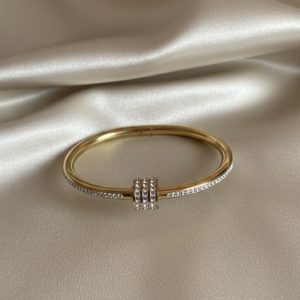 Soft Sparkle Nail Bracelet