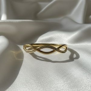 Infinity Loop Bracelet