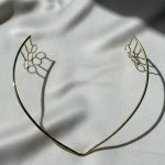 Minimal V-curve Tiara