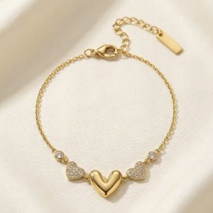 Tri-crystal heart barcelet